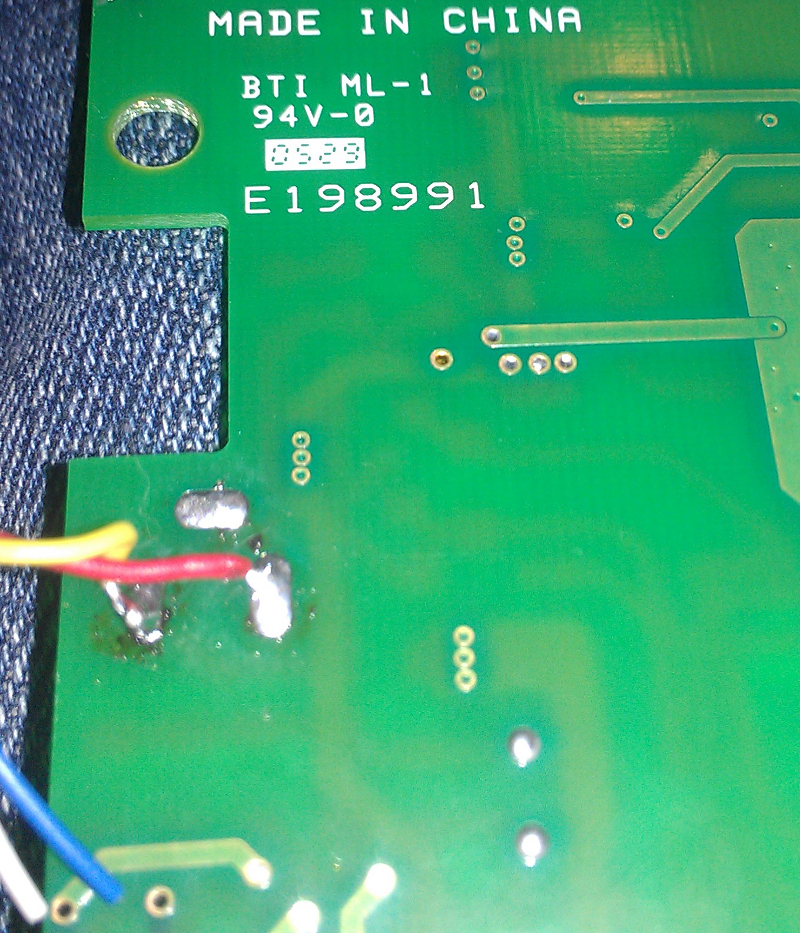 Rear of DWL-2100AP PCB with USB power cable